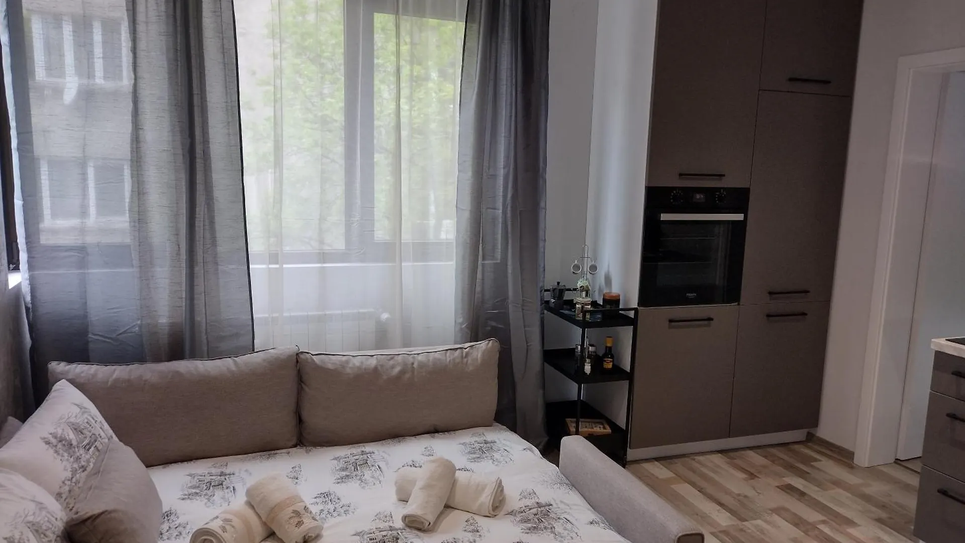 Bijoux Apt In The Heart Of Sofia Bulgaria